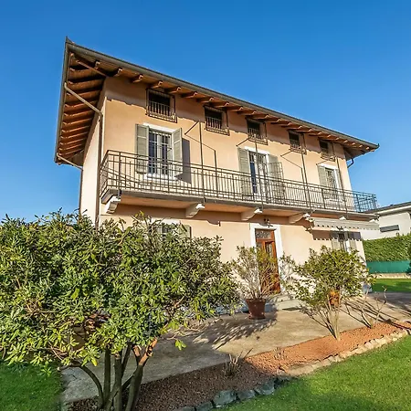 Villino Maria Private Garden & Relax Near Maggiore - Happy Villa