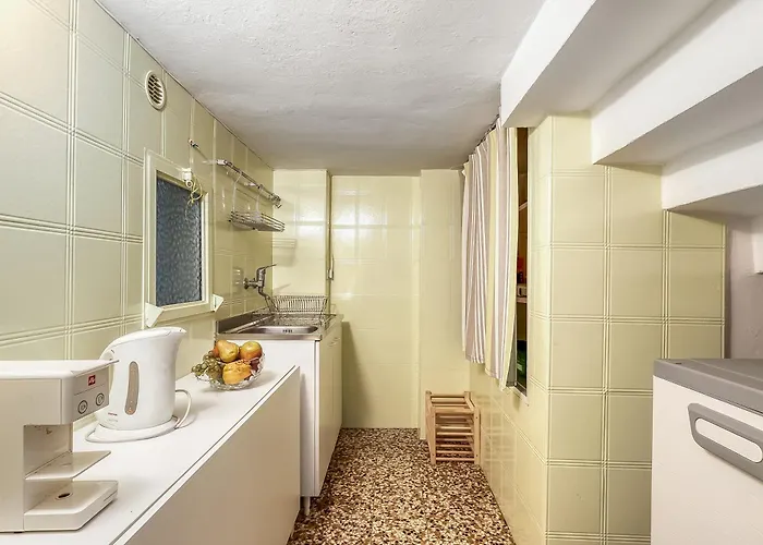 Villino Maria Private Garden&relax - Happy *