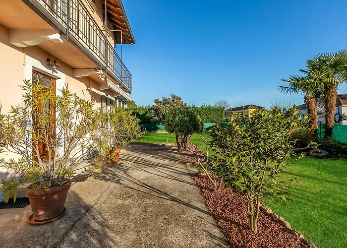 Villa Villino Maria Private Garden&relax - Happy *