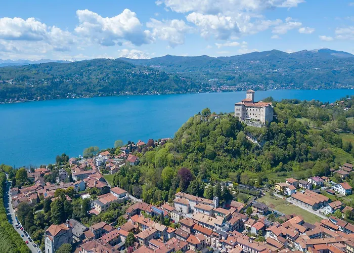 Villino Maria - Happy Villa Angera